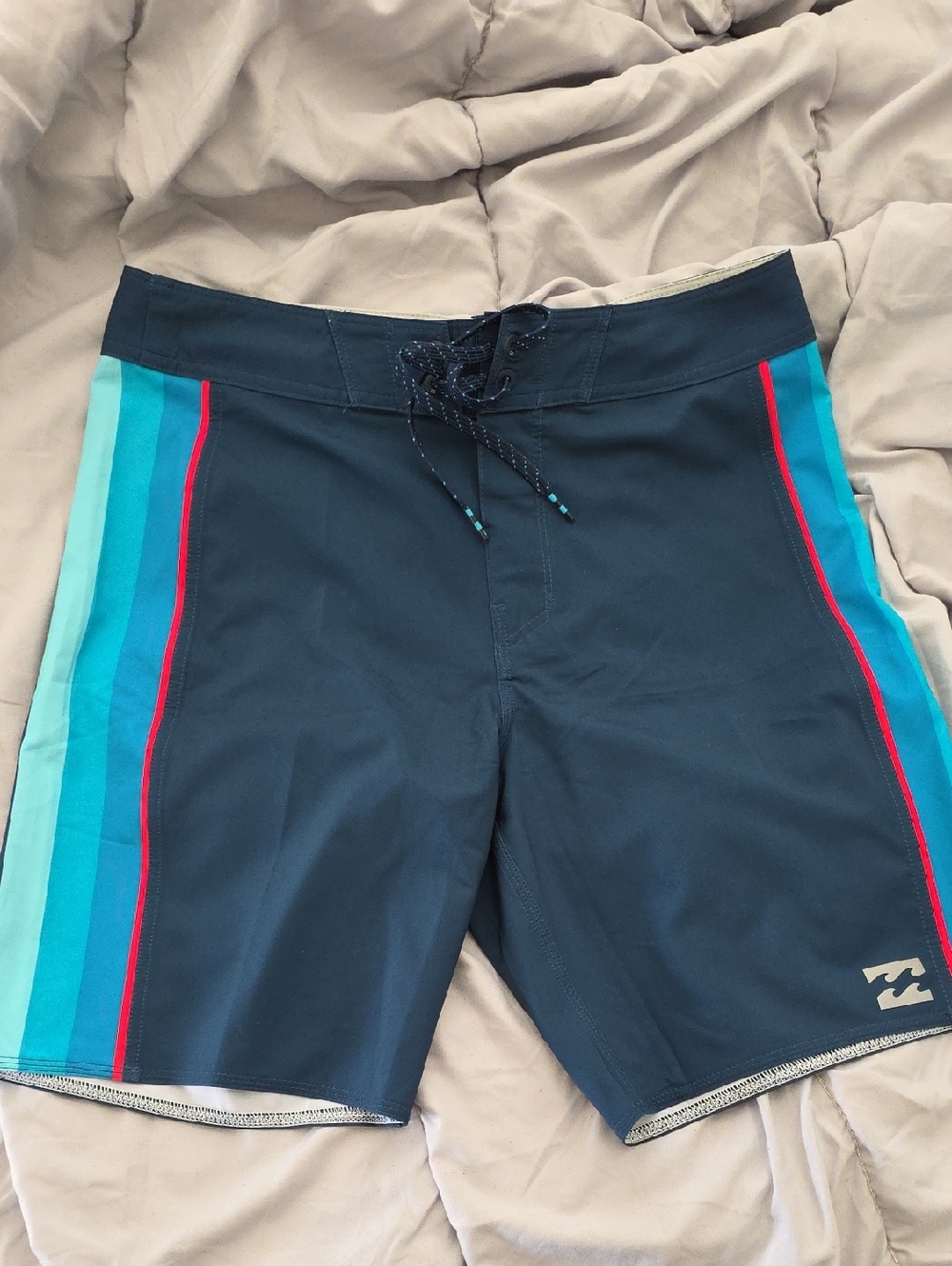 Billabong Navy Blue Board Shorts with Aqua Stripe Accents Size 30 S